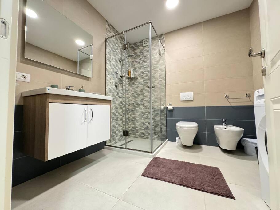 Yellow Apartment Durres Exterior photo